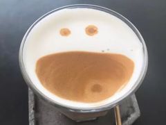 -UNI UNI(环亚凯瑟琳店)