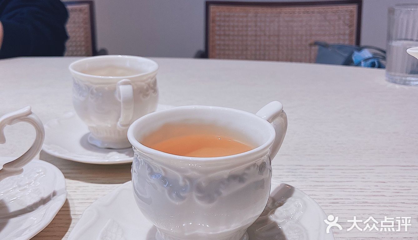 ☁️精致浪漫的法式甜品和下午茶更配哦☁️