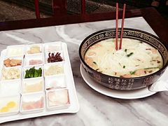 -蔼若春.传承三十年云南菜(金碧公园店)
