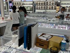 -潘多拉眼镜·蔡司依视路明月(潘家园店)