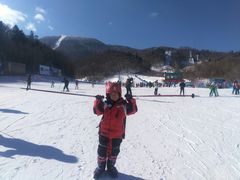 -亚布力新体委滑雪场