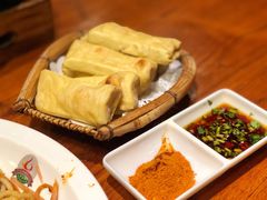 石屏烤豆腐-老滇山寨•云南特色菜•地方菜•民族风情歌舞表演(经开区店)