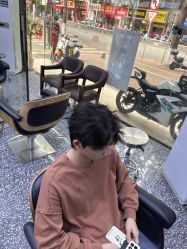 -藤野造型专业烫染接发