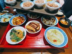 -蓝田九大碗民俗食府(蓝田店)