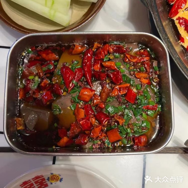 辣味扑面而来，火锅宴会就在这里！🔥🌶️
