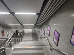 -闸弄口(地铁站)