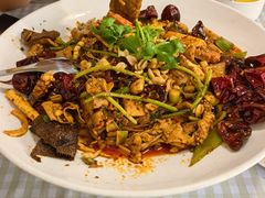-拿渡·水煮鱼麻辣香锅(王府井奥莱·香江小镇店)