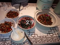 肉丸汤配有机蔬菜-湘语·湖南家常菜(新洲店)