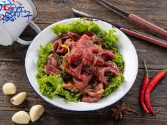 烤牛肉-马路牙子地桌烤肉(工体店)