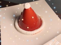 圣诞帽草莓慕斯蛋糕-星巴克(深圳前进天虹店)