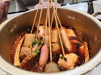 【环境】装修简约，卫生干净，挺舒适 【口味】有重庆味