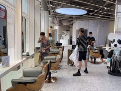-PE SALON 