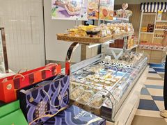 -85度C(生甜甜圈研究工坊·上海平凉店)