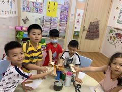 -i2青少儿英语(爱加星悦荟店)