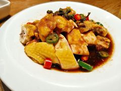 -拾味馆·浓鲜骨汤(光谷天地店)