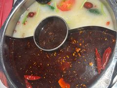-佰人王串串香火锅(洋珠巷店)
