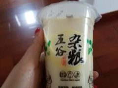燕麦豆浆-凌阿姨·粢饭团(清扬路店)