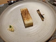 烟熏稻香手工黄油面包-香樟花园法式铁板烧(恒隆广场店)