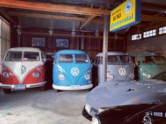 -席娜卡琳火车铁道夜市