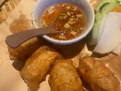 -大头虾越式风味餐厅(光明广场店)