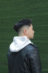 -一家只做男发烫染的店