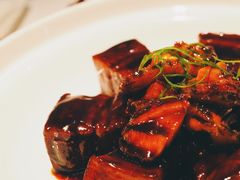 红烧肉焖鱼唇-苏浙总会(国金中心店)