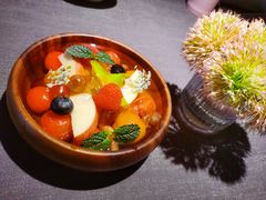 薄荷接骨木花渍当季水果-美美九席·湖景餐厅(李公堤店)