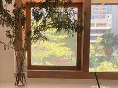 靠窗位-PUZZLE COFFEE 拼图咖啡