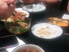 -何妹湿辣牛肉·粤式烧烤砂煲(桂雅路店)