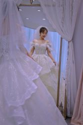 -AMOR艾沫婚纱奢品荟(设计师勒泰店)