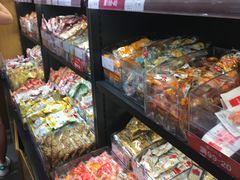 -良品铺子(五角场万达店)