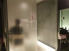 -穹六人间 people 6(岳阳路店)