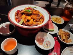 -辣尚瘾·烤鱼·新川菜(交大直营店)