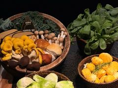-三出山火锅(南京万象天地店)