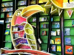 -钟书阁(松江泰晤士小镇店)