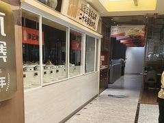 -阿瓦山寨·湘菜现炒·剁椒鱼头王(咸阳总店)