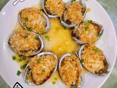 -四川小胡子海鲜(丁村万人海鲜广场店)