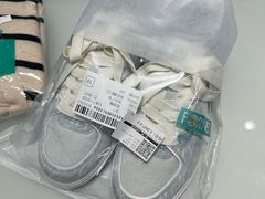 -福奈特洗衣洗鞋(宝华广场店)