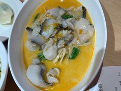 骨汤酸辣鱼片-喜家德虾仁水饺(飞洲国际店)