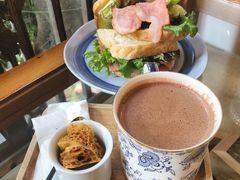 -西关84·History·Art·Cafe