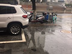 -阿隆煲店(秀仁苑店)