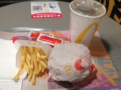 -麦当劳(中山大道中店)