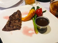 安格斯牛西冷牛排-乐意坊Alla Torre意大利手工披萨(陆家嘴旗舰店)