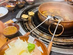 -阿山卓·野生菌火锅·纳西火塘烤肉