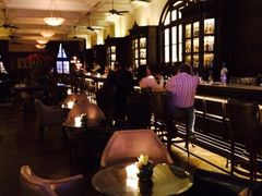 iphone_upload_pic-LONG BAR 廊吧(外滩华尔道夫酒店)