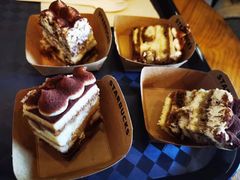 -星巴克(古美路店)