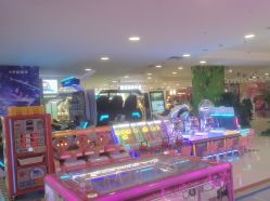 -Fang Fang Monkey·方方猴(国瑞购物中心店)