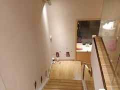 -Pets First伊珊娜洗护·精致美容·家庭式寄养(新会路店)
