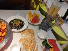 -小鱼小牛·鱼牛干锅·脆鱼火锅(世欧广场店)