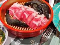 -金马门国际美食百汇(珞喻路店)